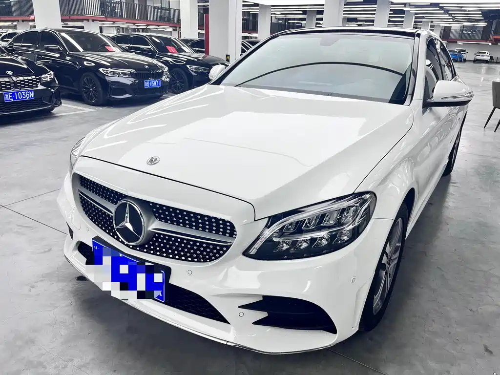 Mercedes-Benz C-Class 2020