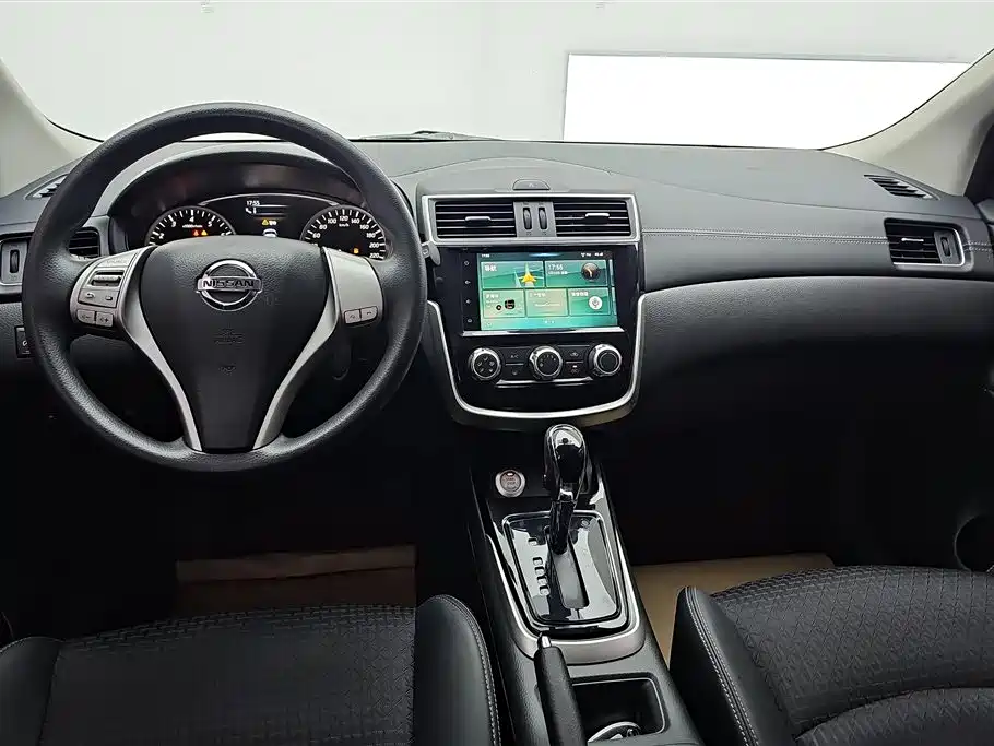 Nissan Tiida 2019 — фото 12