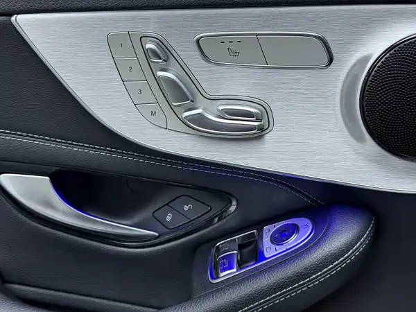 Mercedes-Benz C-Class 2021