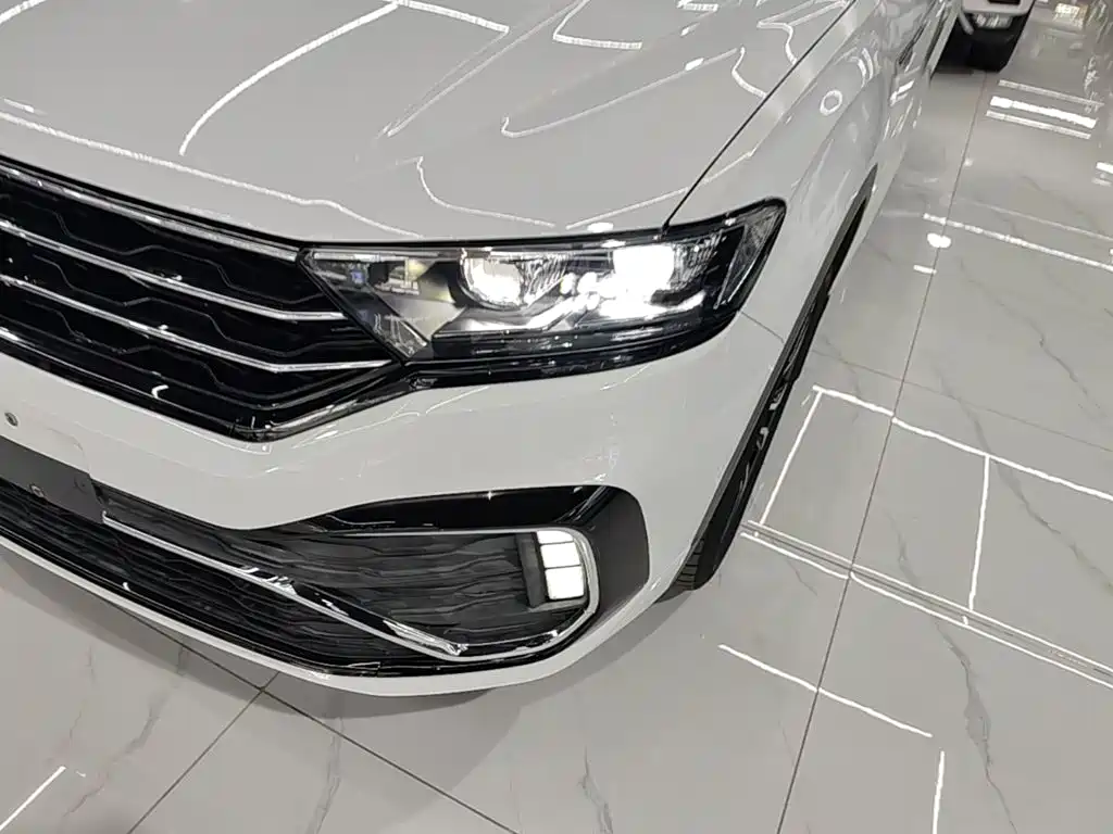 Volkswagen T-Roc 2021 — фото 24