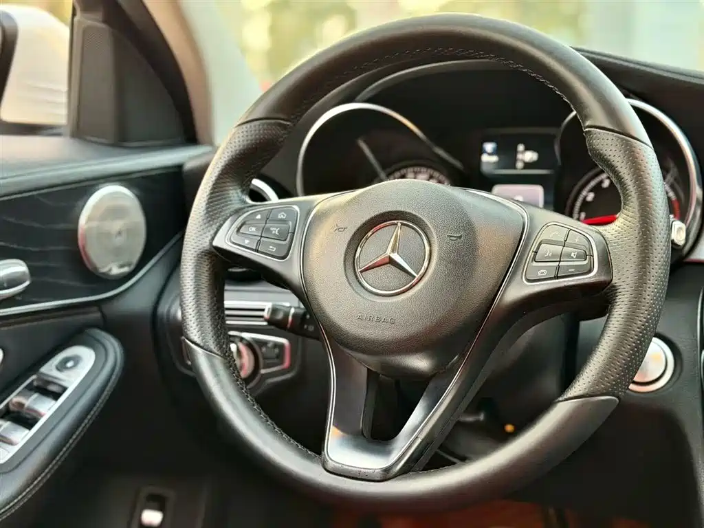 Mercedes-Benz C-Class 2015