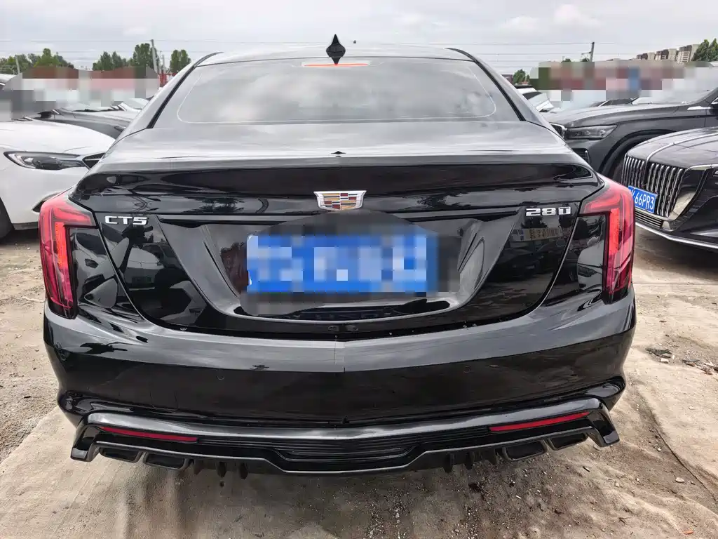 Cadillac CT5 2022 — фото 10