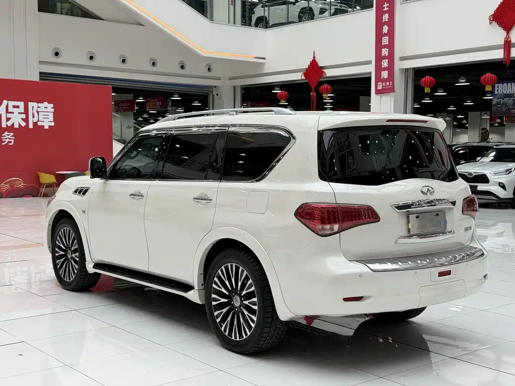 Infiniti QX80 2018 — фото 18