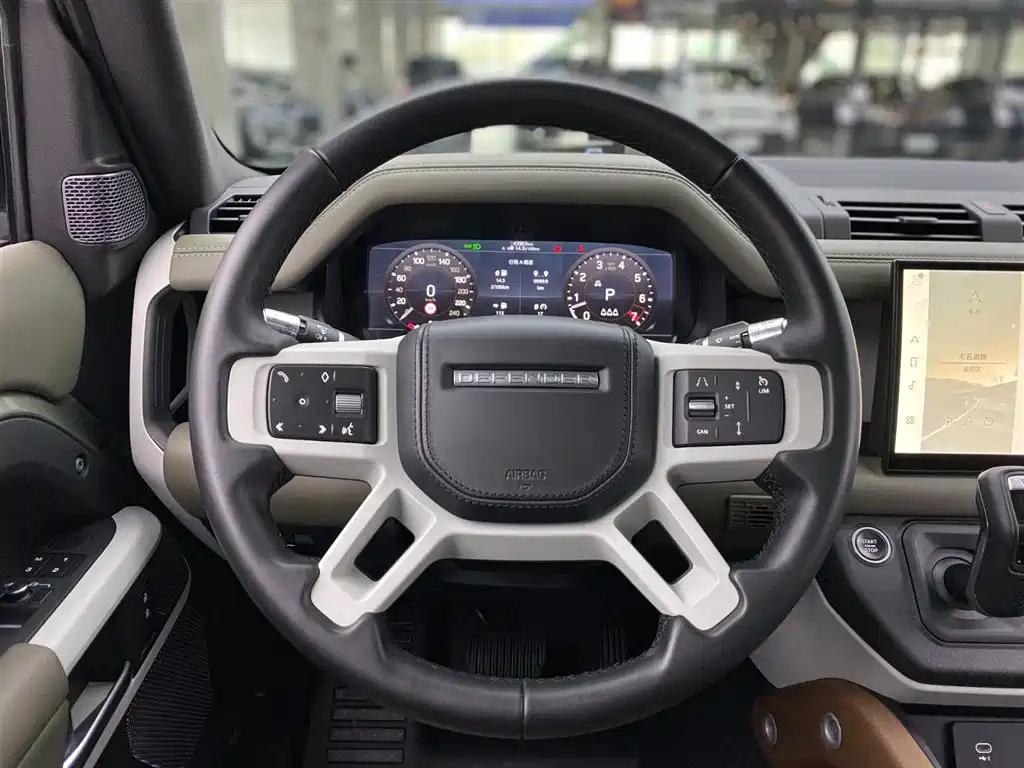 Land Rover Defender 2021 — фото 14