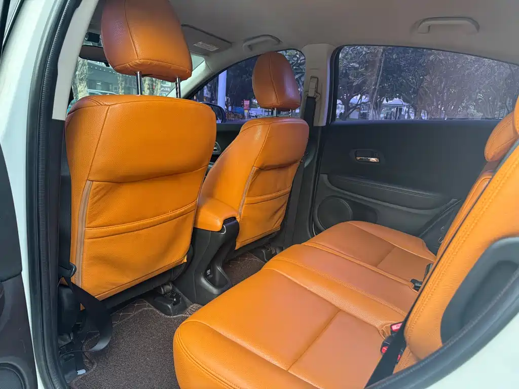 Honda Vezel 2015 — фото 11