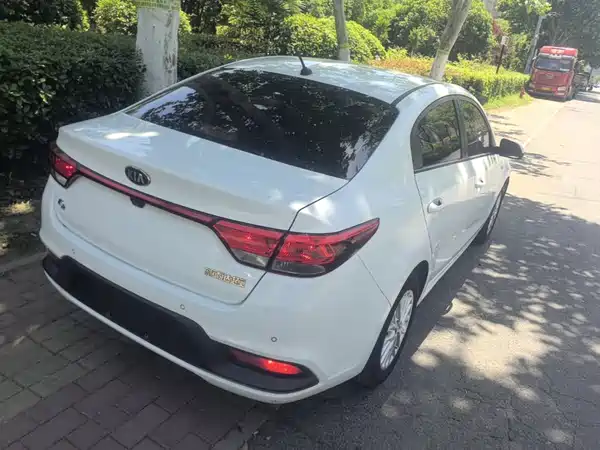 Kia K2 2017