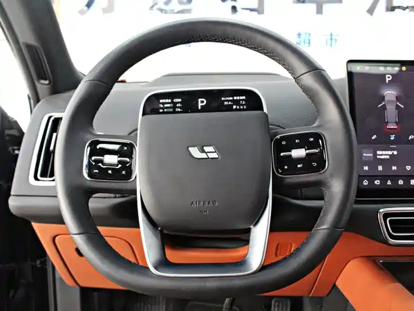 Li Auto L8 2024