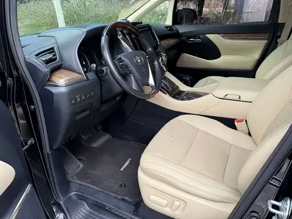 Toyota Alphard 2018