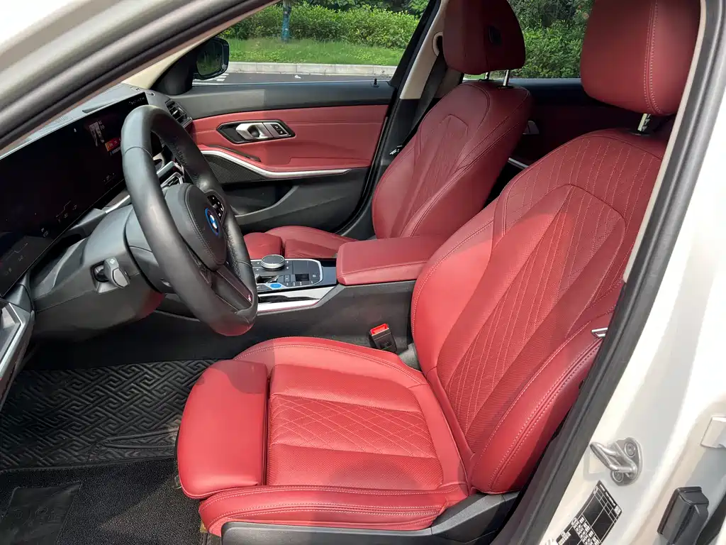 BMW i3 2023