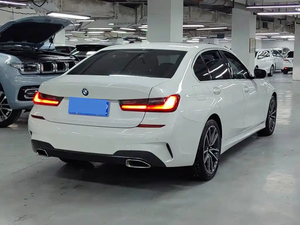 BMW 3 Series 2020 — фото 15