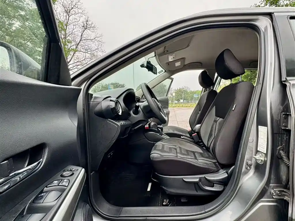 Nissan Kicks 2020 — фото 15