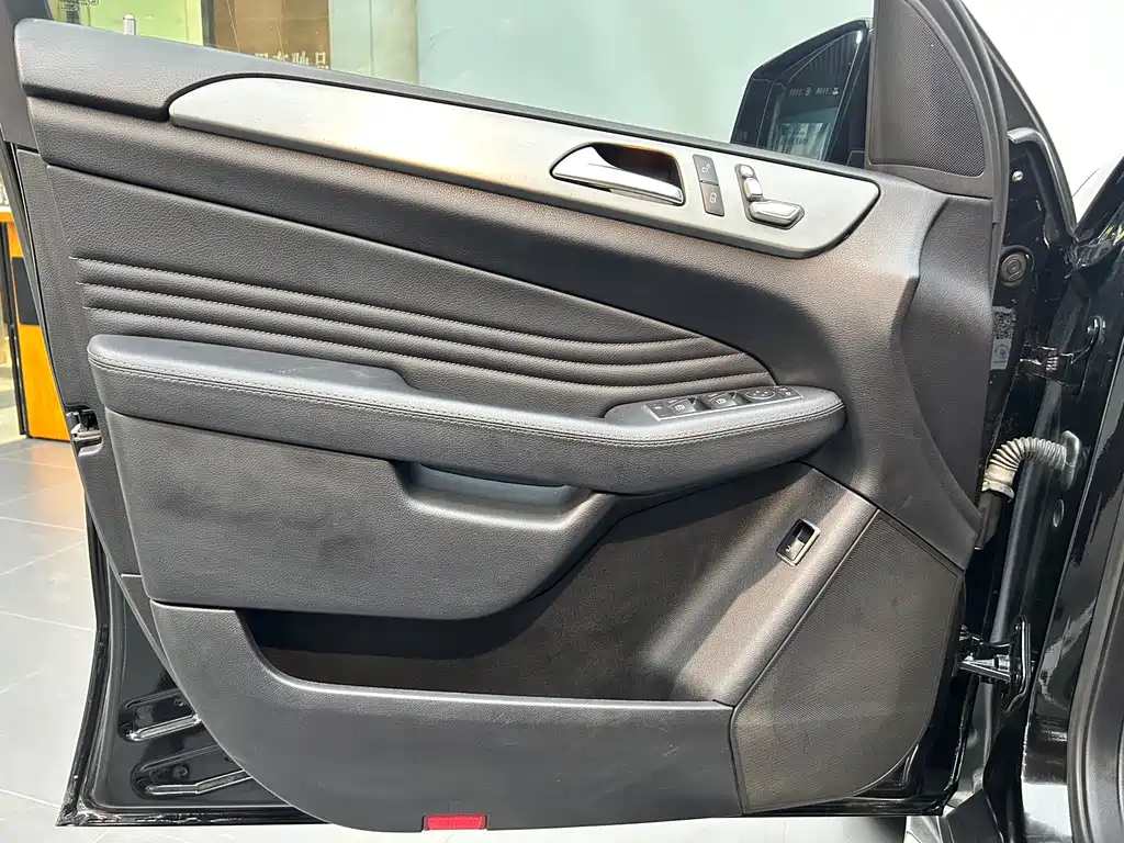 Mercedes-Benz GLE Coupe 2017 — фото 21