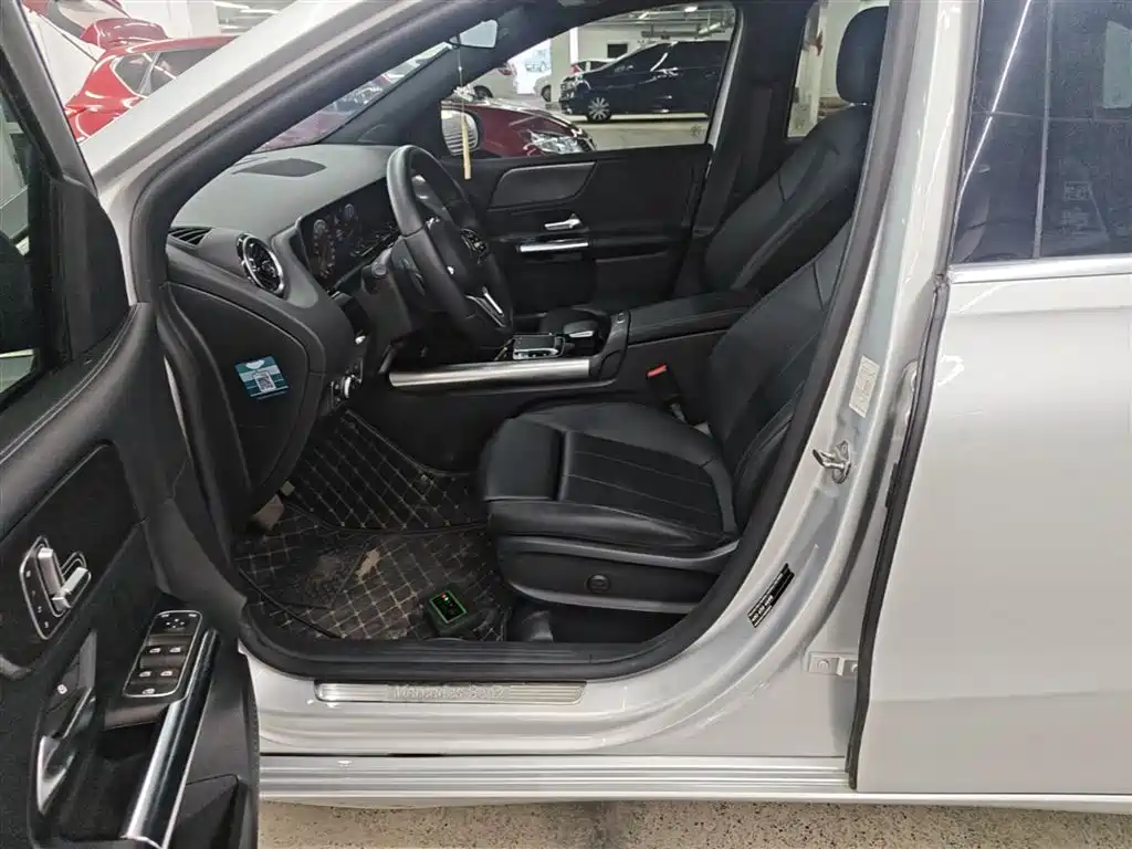 Mercedes-Benz B-Class 2020 — фото 15