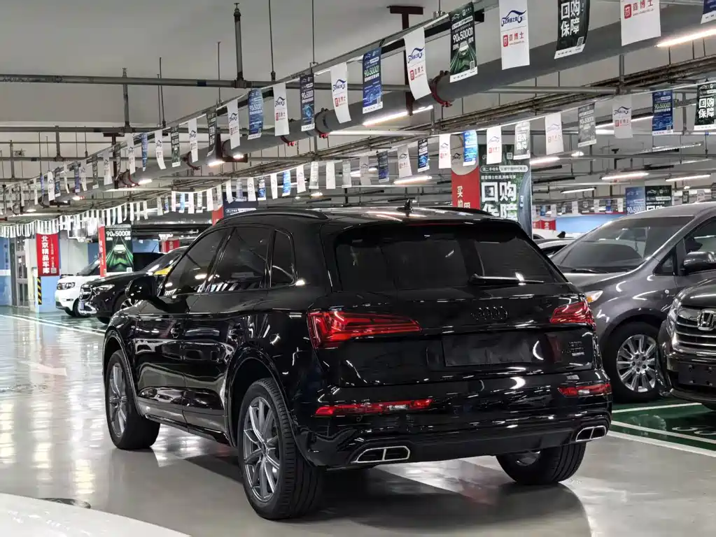 Audi Q5L 2023