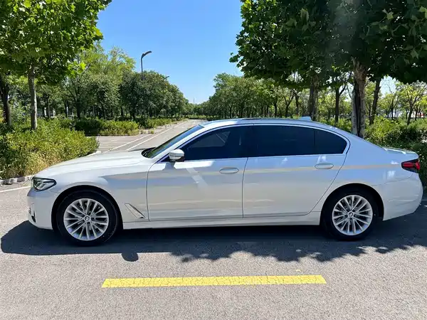 BMW 5 Series 2023