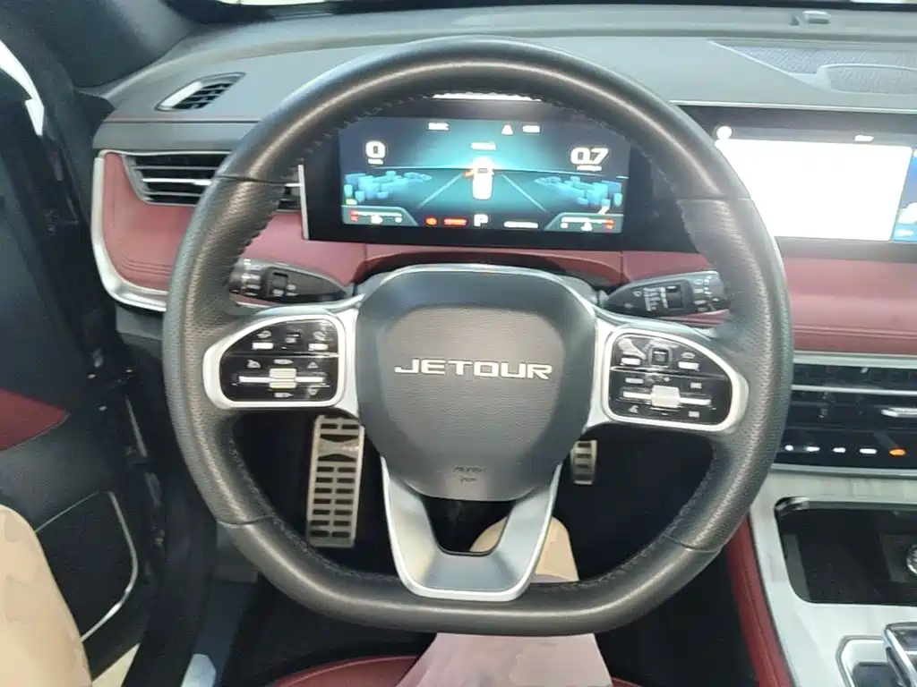Jetour Jietu X70 PLUS 2023 — фото 11