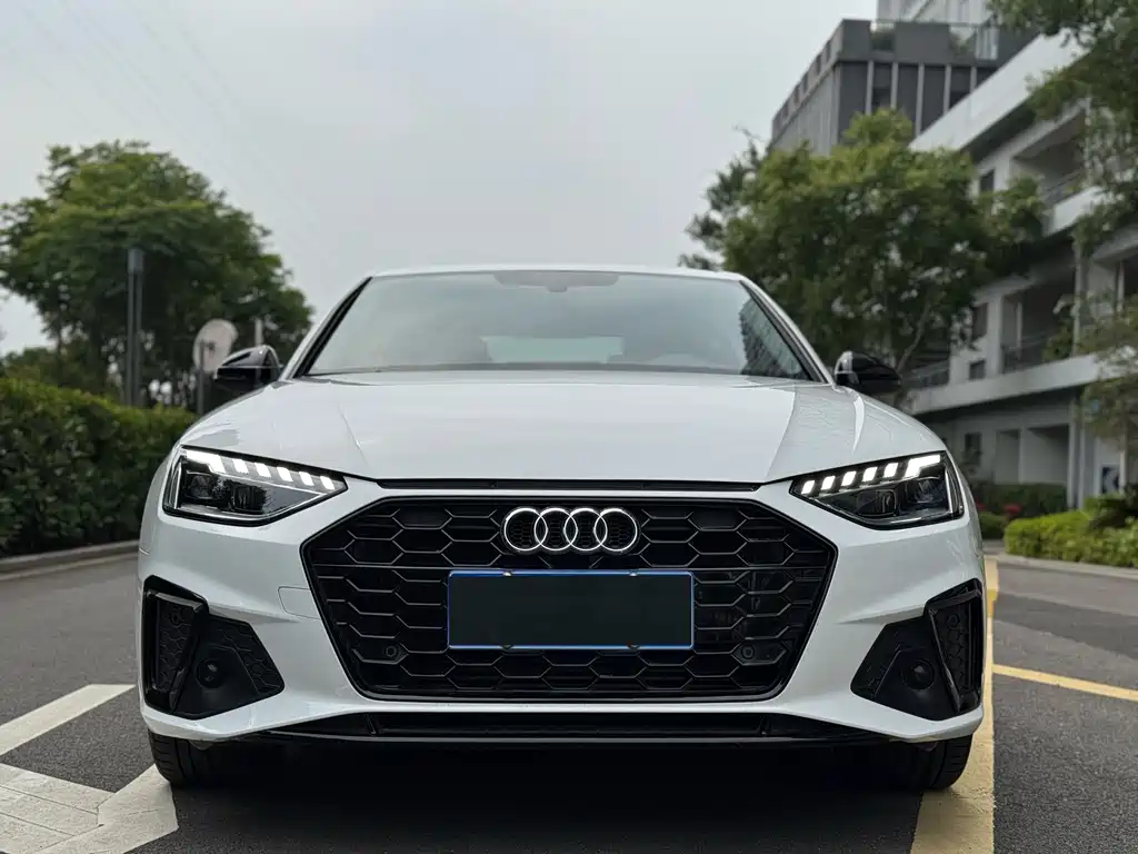 Audi A4L 2022