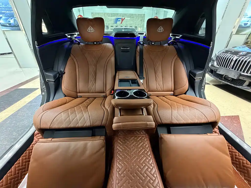 Mercedes-Benz Maybach S-Class 2020 — фото 13