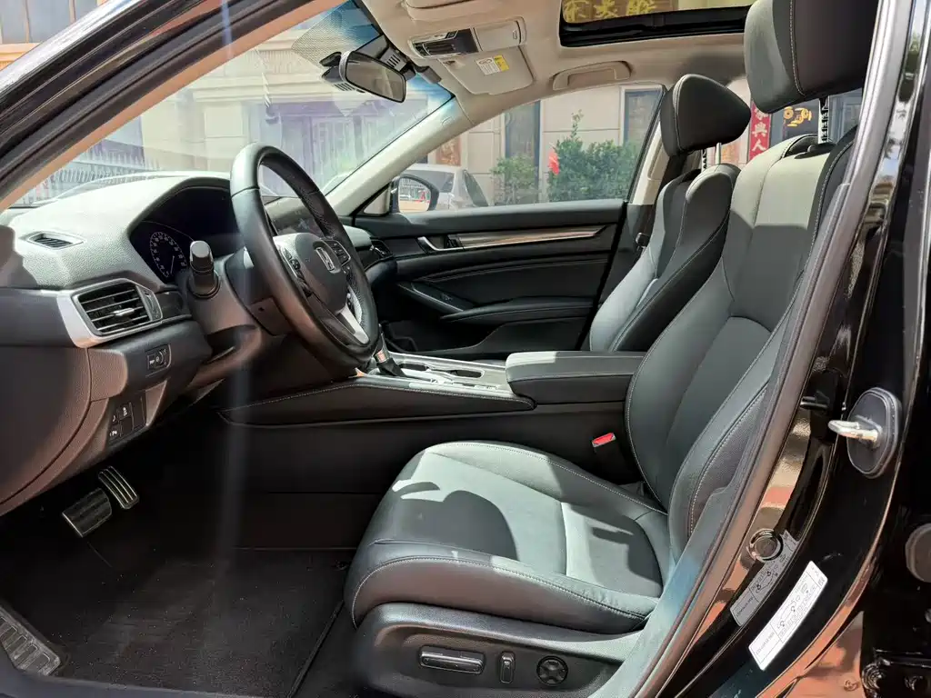 Honda Accord 2023