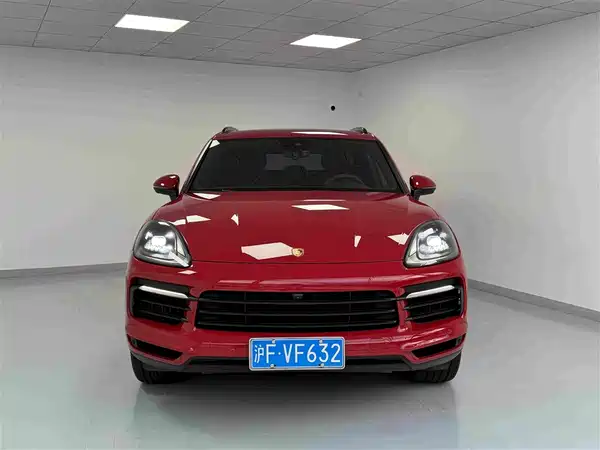 Porsche Cayenne 2021