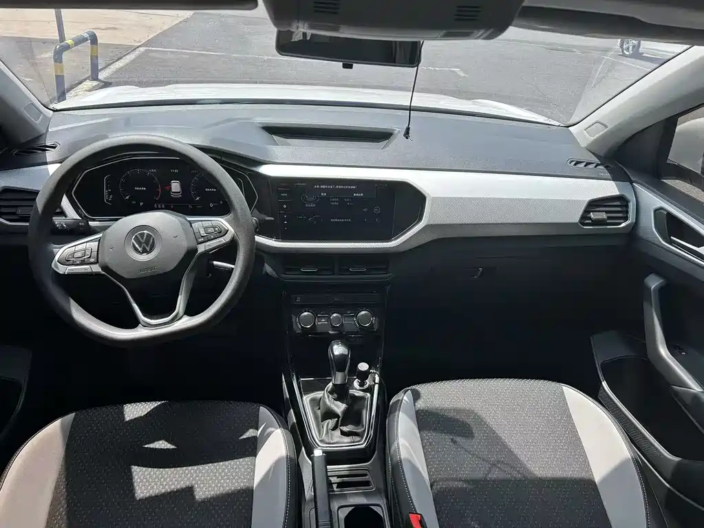 Volkswagen Tacqua 2021
