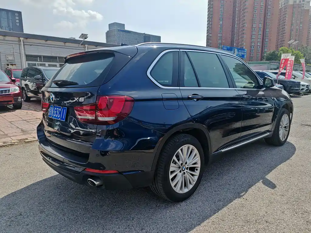 BMW X5 2015 — фото 9