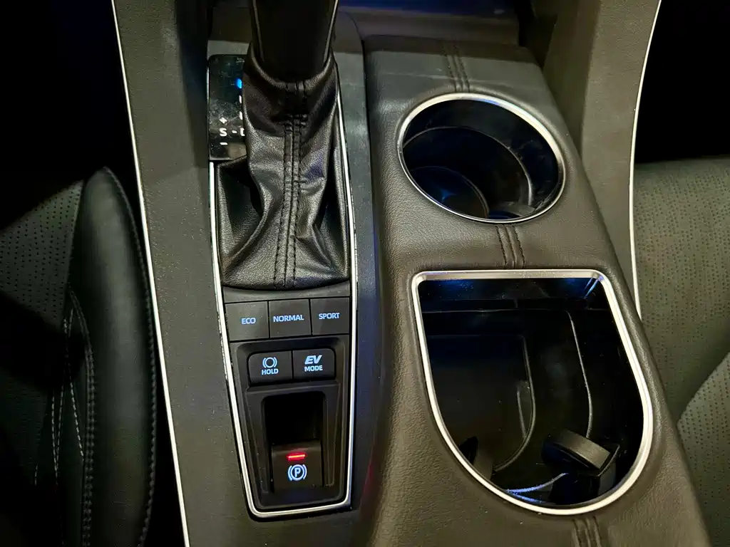 Toyota Avalon 2020 — фото 12