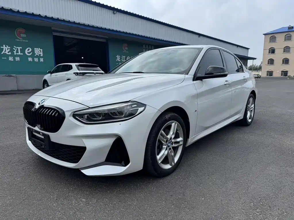 BMW 1 Series 2022