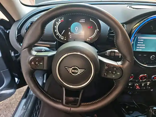 MINI Clubman 2021