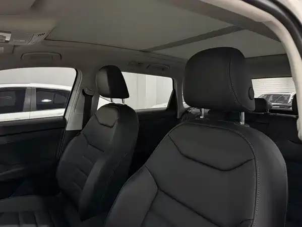 Volkswagen Tharu 2022