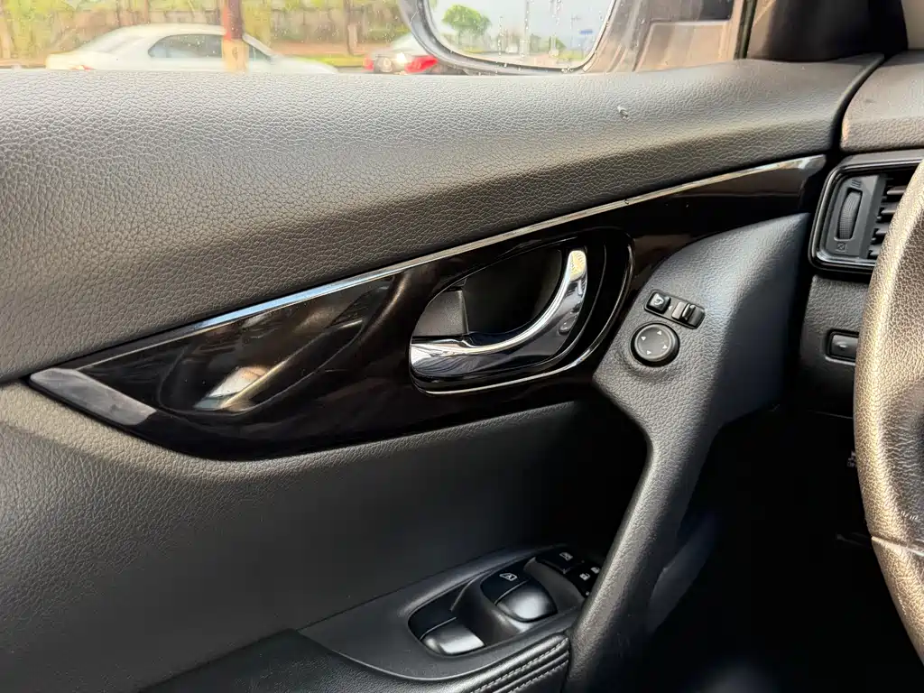 Nissan X-Trail 2020 — фото 12
