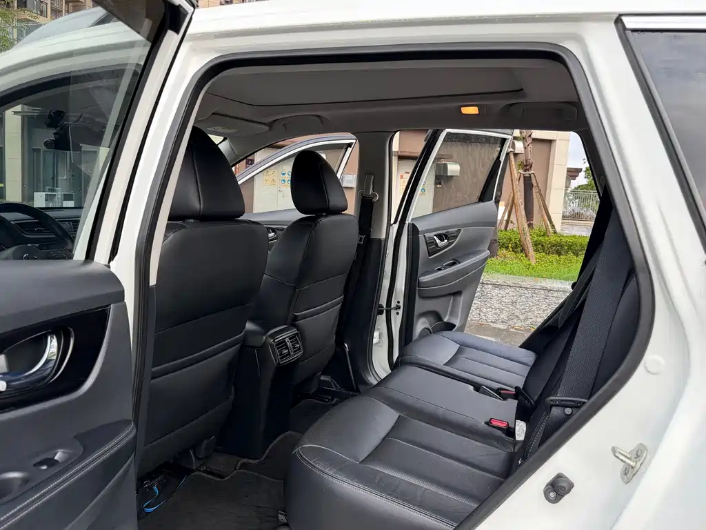 Nissan X-Trail 2020 — фото 14