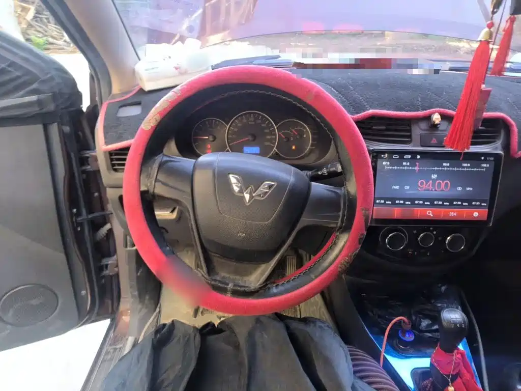 Wuling Hongguang 2018