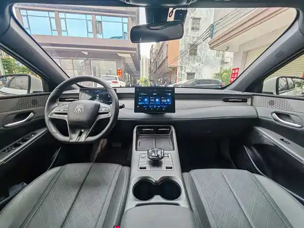 BYD Qin PLUS 2025