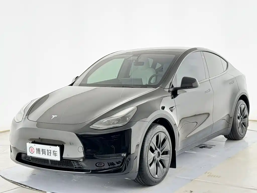 Tesla Model Y 2022 — фото 1