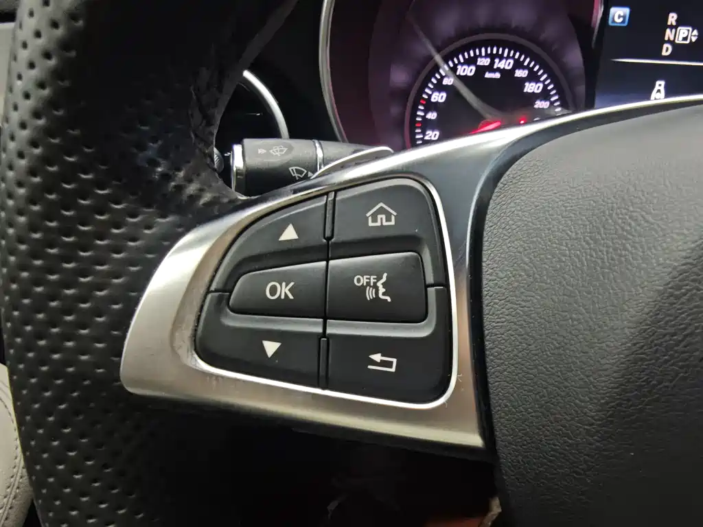 Mercedes-Benz C-Class 2015 — фото 18