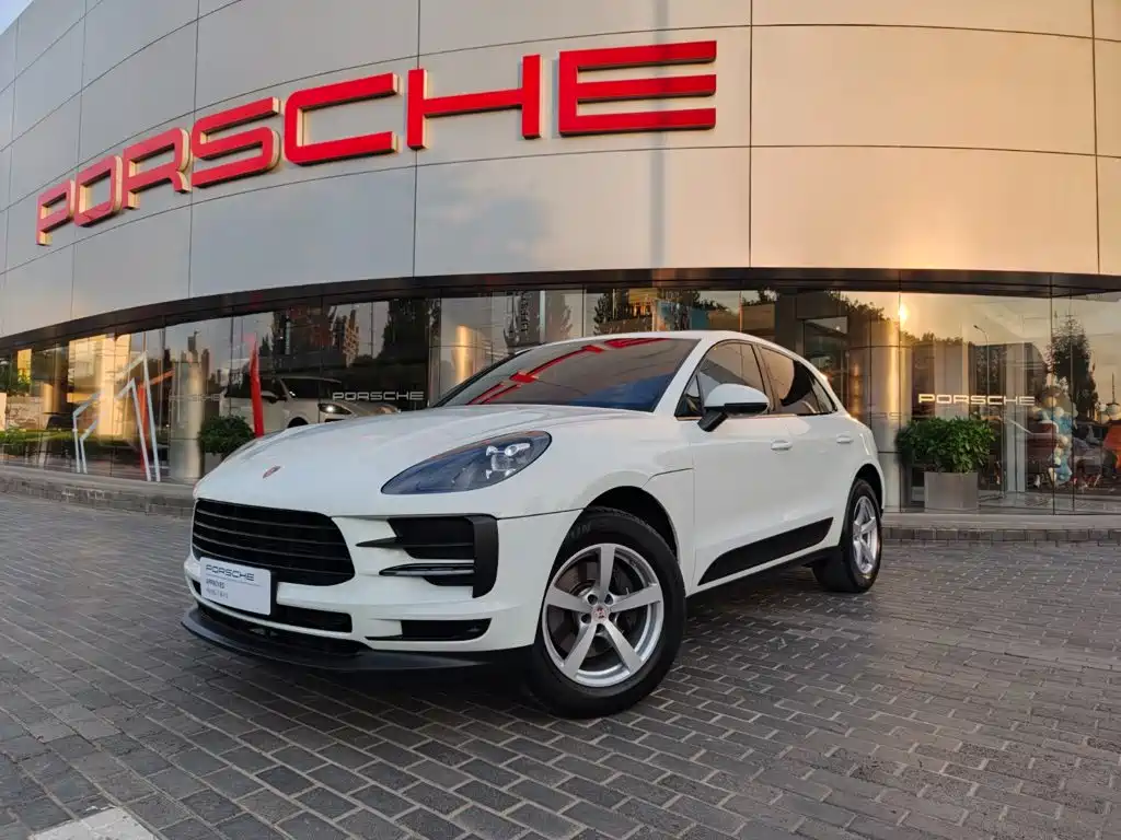 Porsche Macan 2021 — фото 1