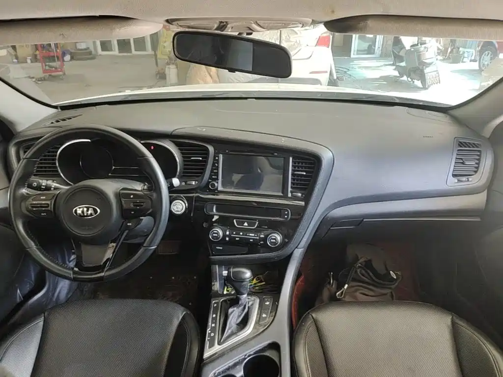 Kia K5 2015 — фото 10