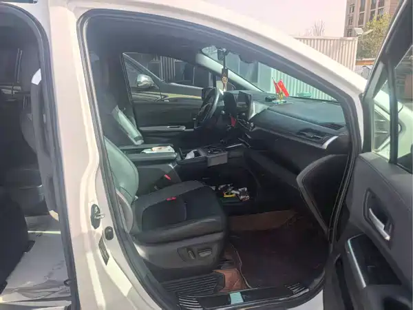 Toyota Sienna 2023