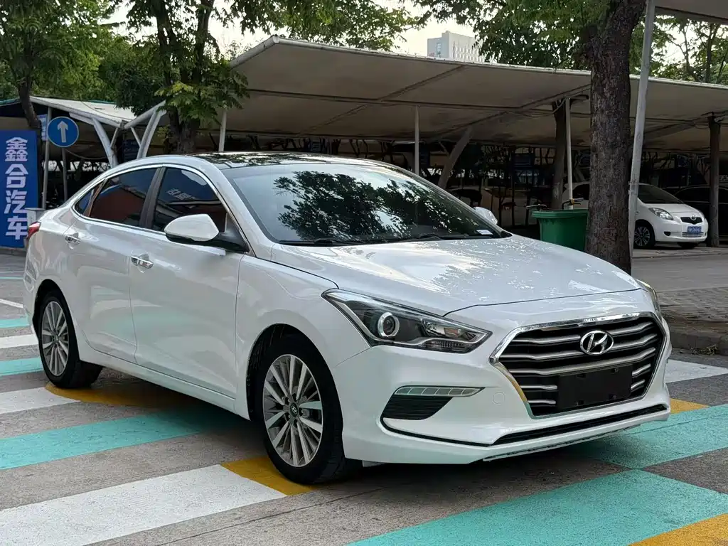 Hyundai Mistra 2017 — фото 1