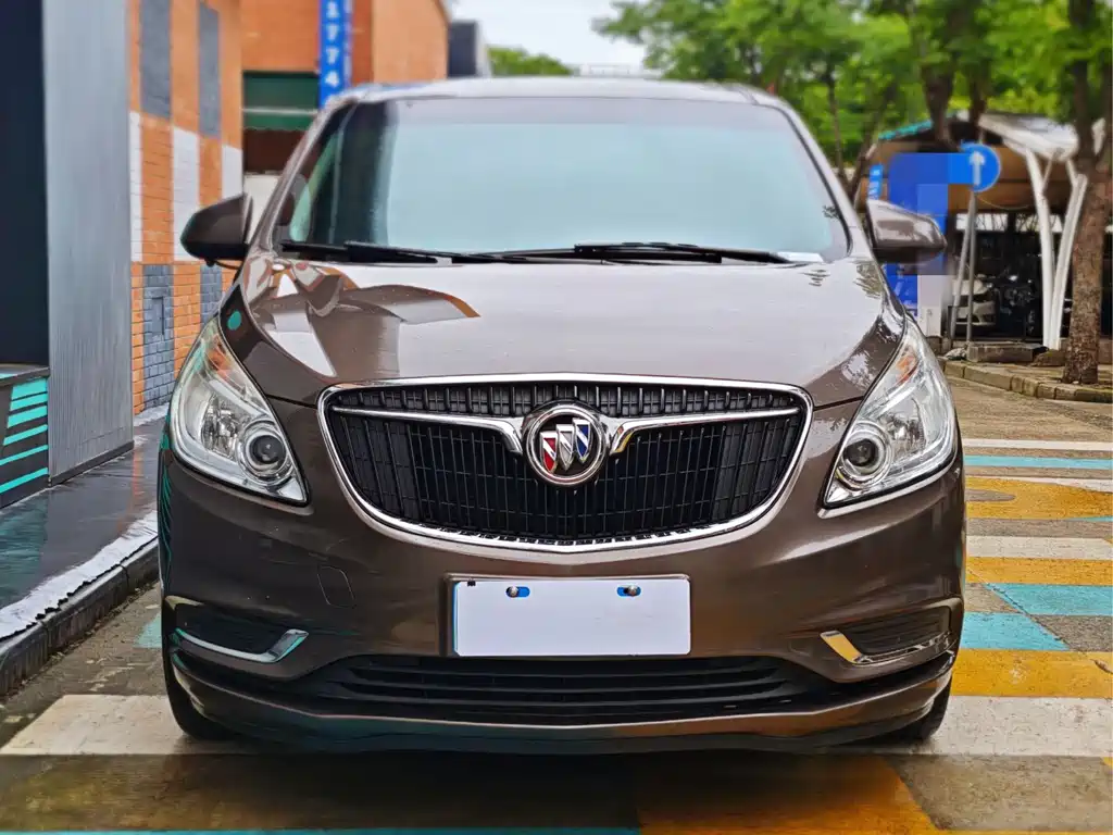 Buick GL8 2018 — фото 2