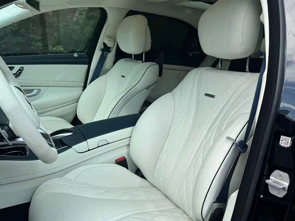 Mercedes-Benz S-Class AMG 2015 — фото 13
