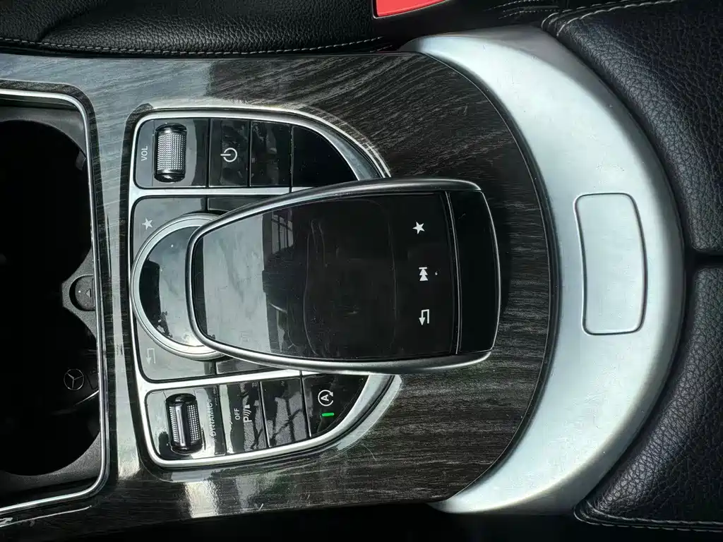 Mercedes-Benz C-Class 2017