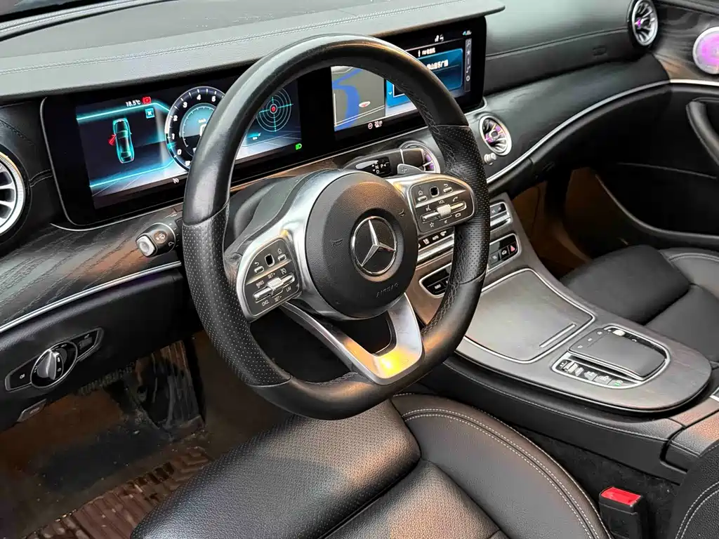 Mercedes-Benz E-Class 2019 — фото 9