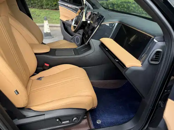 Geely Galaxy L7 2024