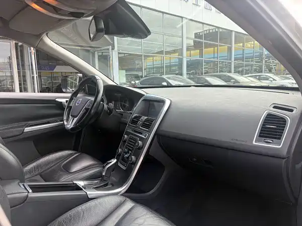 Volvo XC60 2014