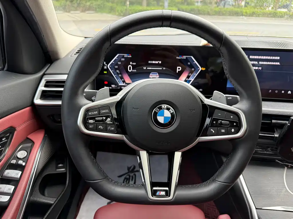 BMW 3 Series 2025 — фото 14