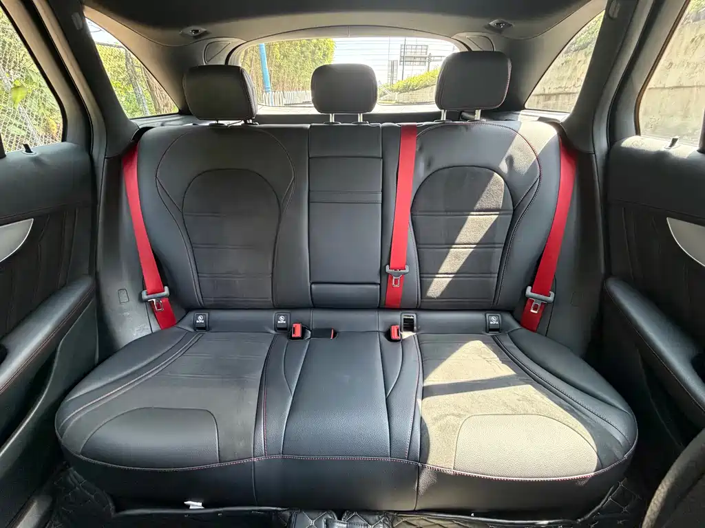 Mercedes-Benz GLC AMG 2019 — фото 25