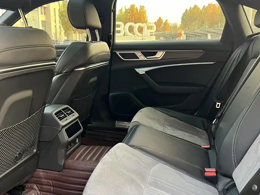 Audi A6L 2023 — фото 21