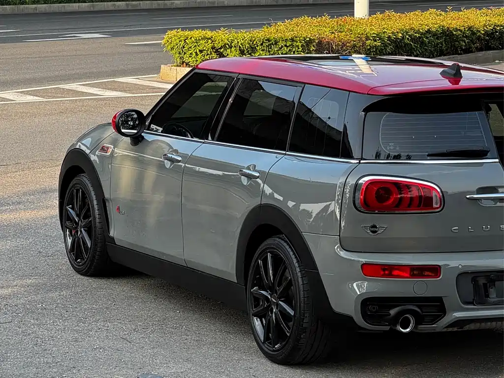 MINI JCW CLUBMAN 2018 — фото 15